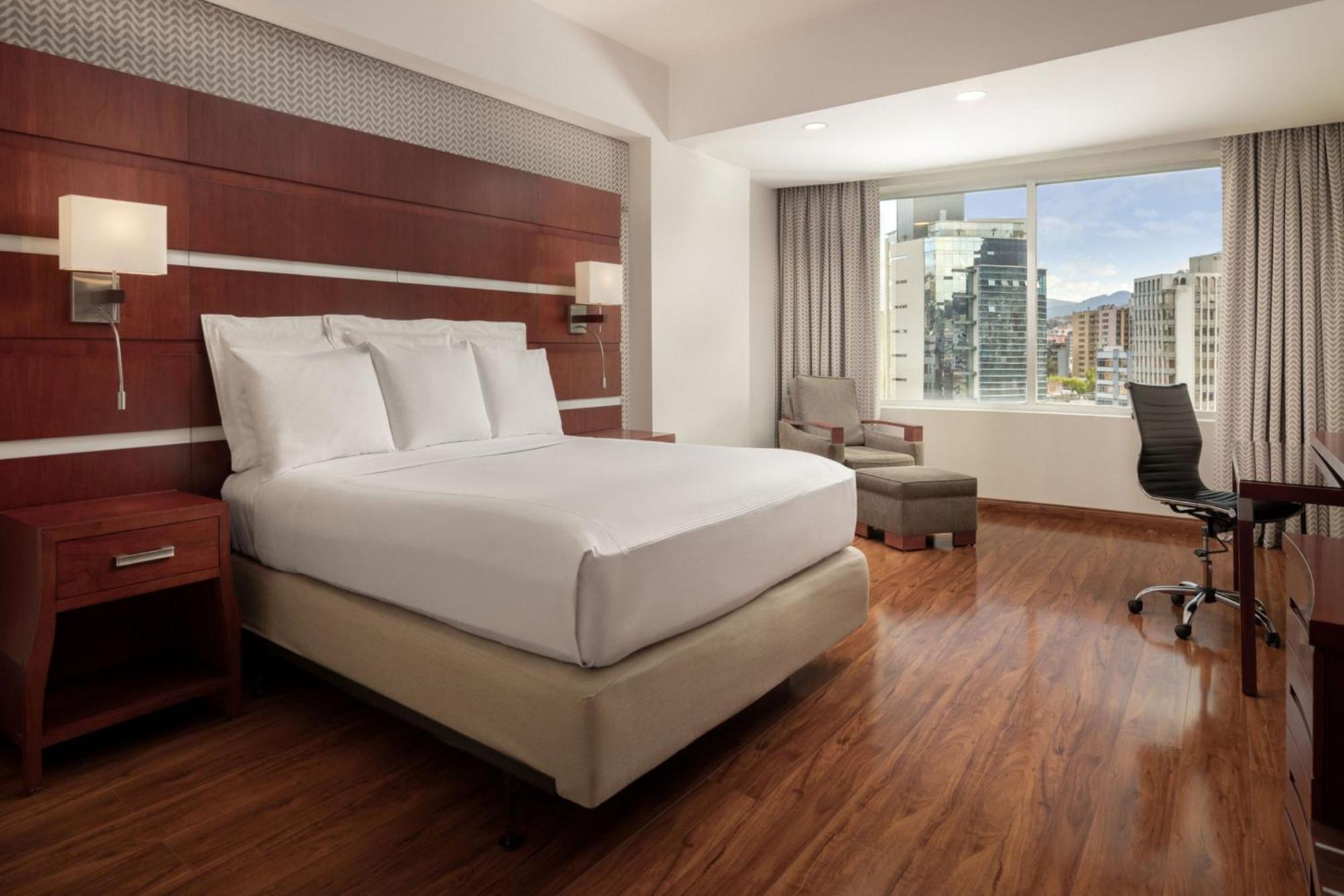 Jw Marriott Quito Hotel Bagian luar foto